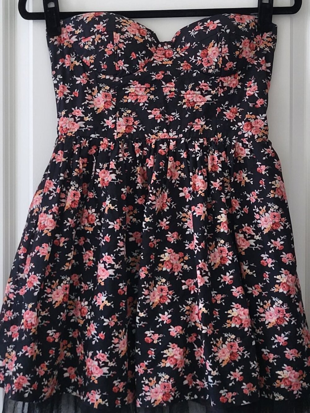 Sans Souci Black Floral Strapless Sweetheart Mini Dress with Tulle Hem Size Sm